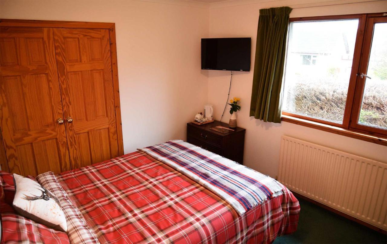 Kenmore Bed And Breakfast Portree Exterior photo
