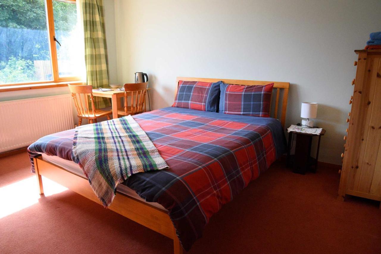 Kenmore Bed And Breakfast Portree Exterior photo