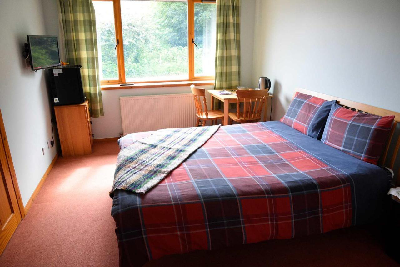 Kenmore Bed And Breakfast Portree Exterior photo