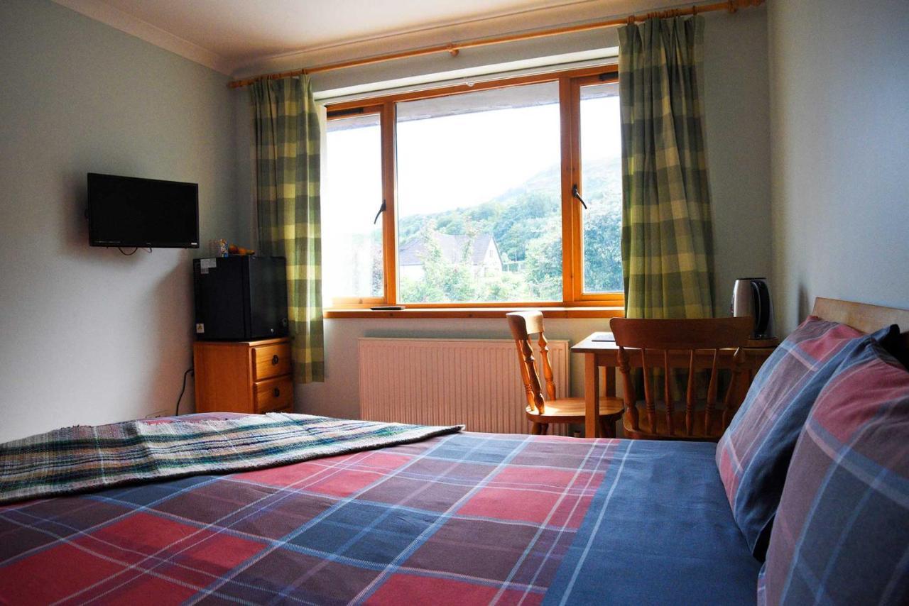 Kenmore Bed And Breakfast Portree Exterior photo